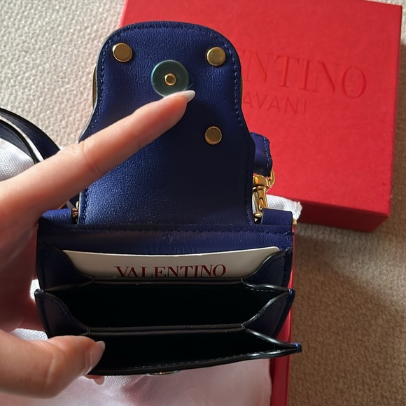 Valentino Garavani Mini Card Holder Crossbody - Picture 2 of 6